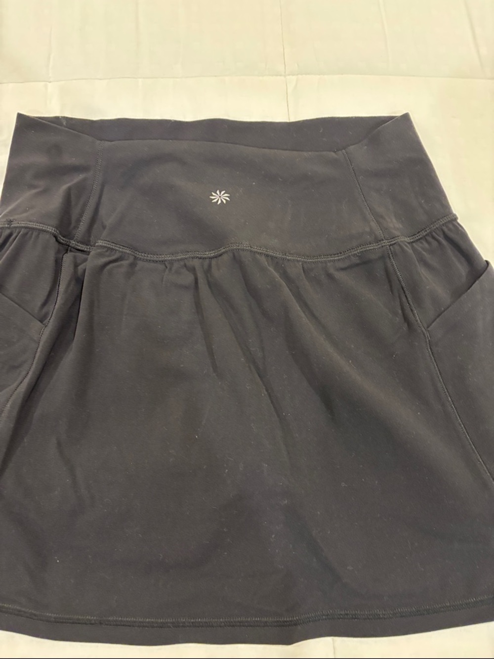 Athleta Salutation Stash Skort